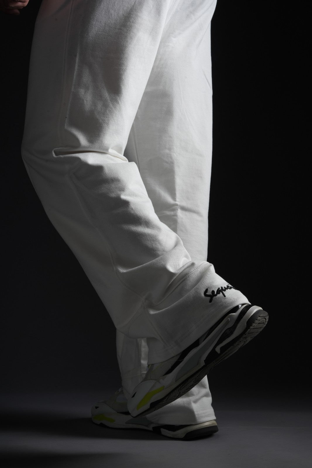 Embro Luxe Joggers White